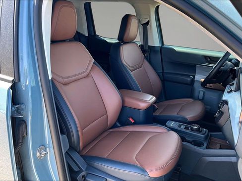Used 2023 Ford Maverick Lariat w/ Lariat Luxury Package AWD/4WD image 29