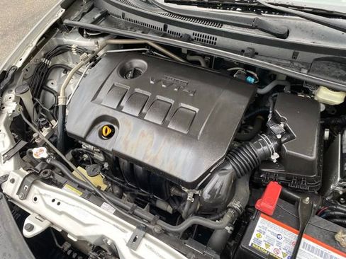 Used 2018 Toyota Corolla LE image 14