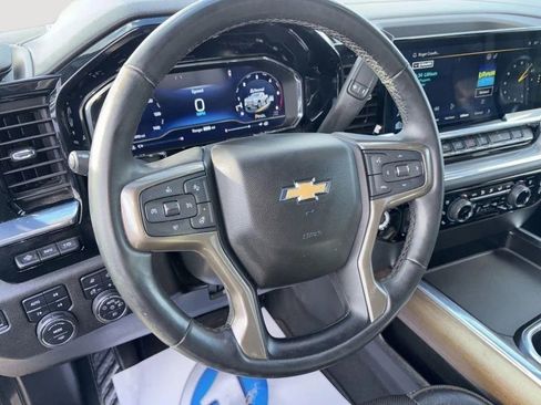 Used 2024 Chevrolet Silverado 2500 High Country w/ High Country Premium Package image 23