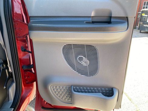 Used 2002 Ford F250 XLT image 28