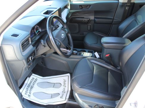 Used 2024 Ford Maverick Lariat w/ Black Appearance Package image 12