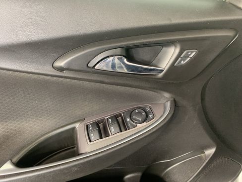 Used 2021 Chevrolet Malibu LT image 15