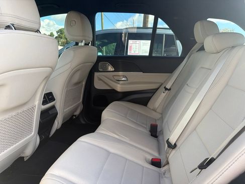 Used 2025 Mercedes-Benz GLE 350 4MATIC image 12