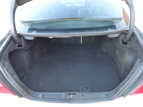 Used 2009 Mercedes-Benz CLK 350 Coupe image 37