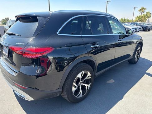Used 2025 Mercedes-Benz GLC 350e 4MATIC image 4