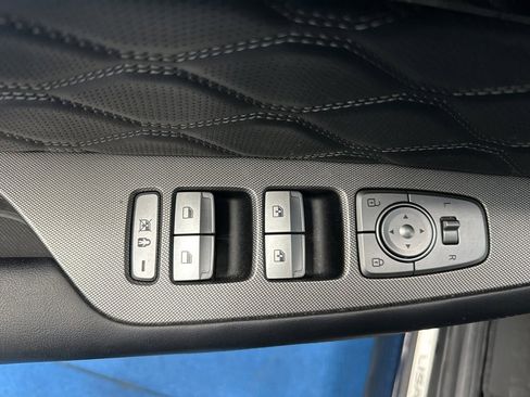 Used 2021 Hyundai Palisade Calligraphy image 35