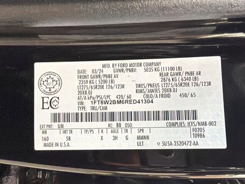 Used 2024 Ford F250 Lariat w/ Lariat Ultimate Package image 48