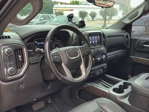 Used 2021 GMC Sierra 1500 Denali w/ Denali Ultimate Package AWD/4WD image 23