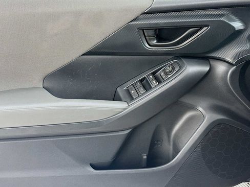 Certified 2024 Subaru Crosstrek 2.0i Premium image 16