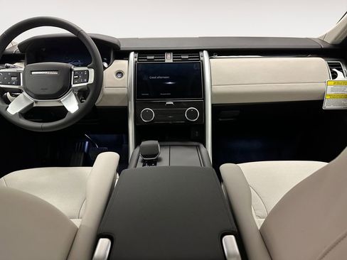 New 2026 Land Rover Discovery S AWD/4WD image 11