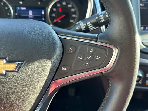 Used 2024 Chevrolet Equinox LT AWD/4WD image 32