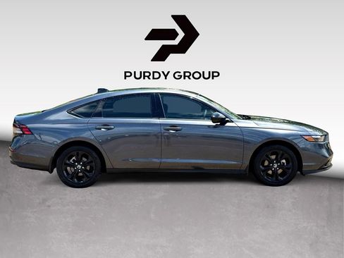Used 2025 Honda Accord SE image 9