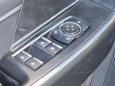 Certified 2022 Ford F150 XLT w/ Equipment Group 302A High image 19