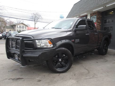 Used 2019 RAM 1500 Express w/ Express Value Package image 23