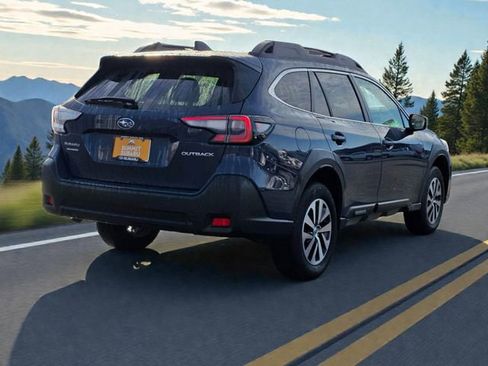 Certified 2025 Subaru Outback Premium image 7