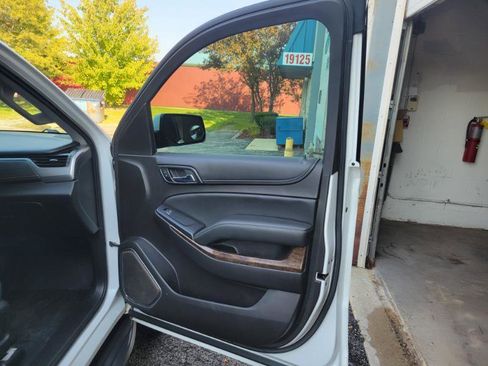 Used 2017 Chevrolet Tahoe 4WD w/ Max Trailering Package image 19