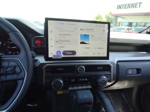 New 2026 Toyota 4Runner TRD Off-Road Premium AWD/4WD image 18