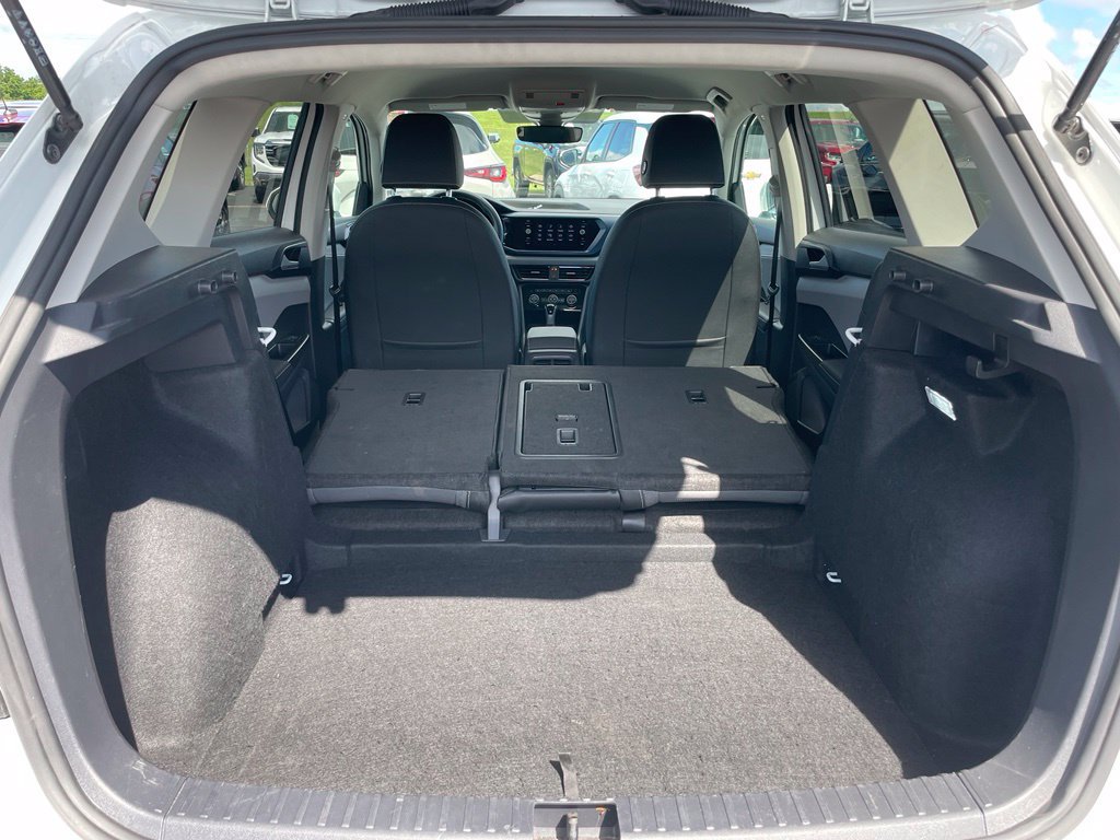 Used 2024 Volkswagen Taos SE FWD image 27