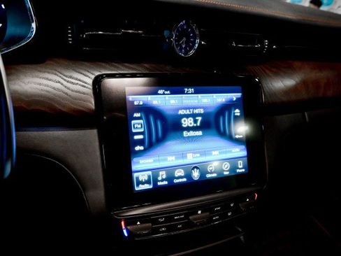 Used 2018 Maserati Quattroporte S GranLusso Q4 AWD/4WD image 35