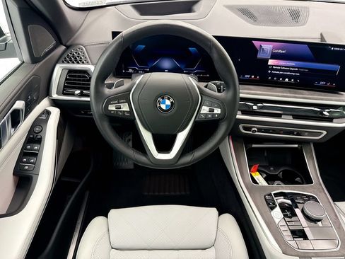 Used 2026 BMW X5 xDrive40i w/ Climate Comfort Package AWD/4WD image 10