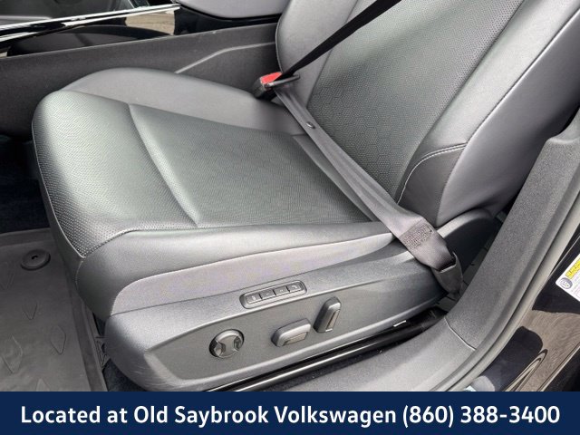 Certified 2023 Volkswagen ID.4 Pro S AWD/4WD image 33