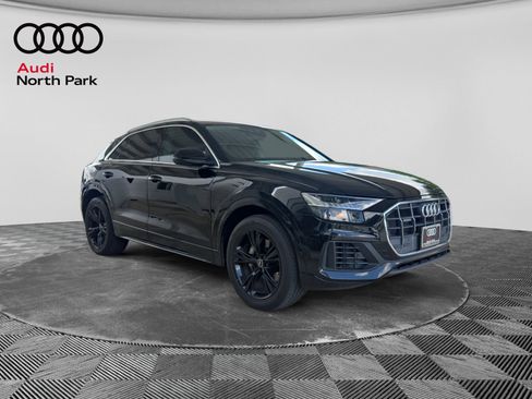 Used 2023 Audi Q8 Premium AWD/4WD image 7