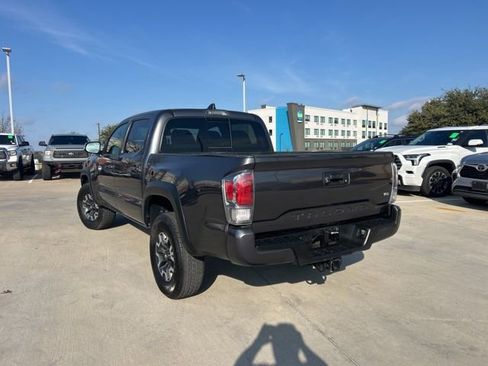 Used 2023 Toyota Tacoma TRD Off-Road image 5