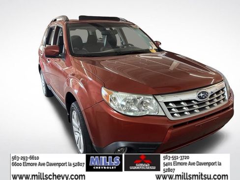 Used 2011 Subaru Forester 2.5X Limited AWD/4WD image 3