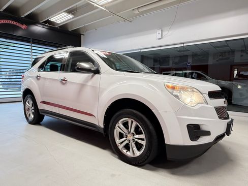 Used 2012 Chevrolet Equinox LS FWD image 12
