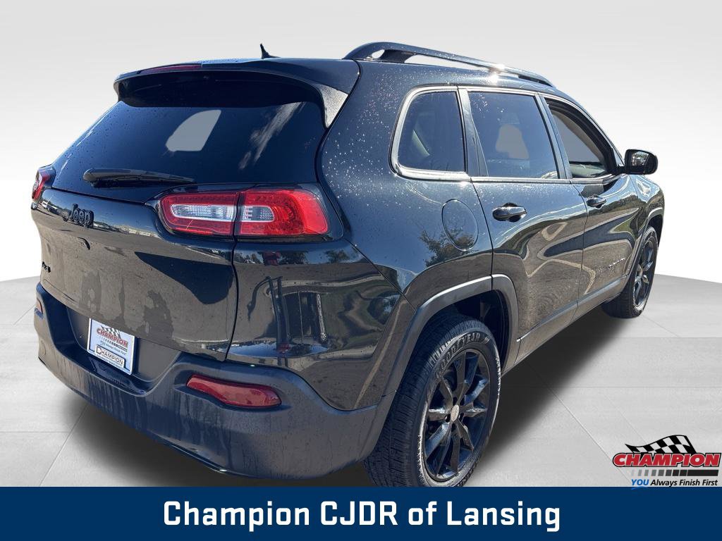 Used 2014 Jeep Cherokee Latitude w/ Cold Weather Group AWD/4WD image 8