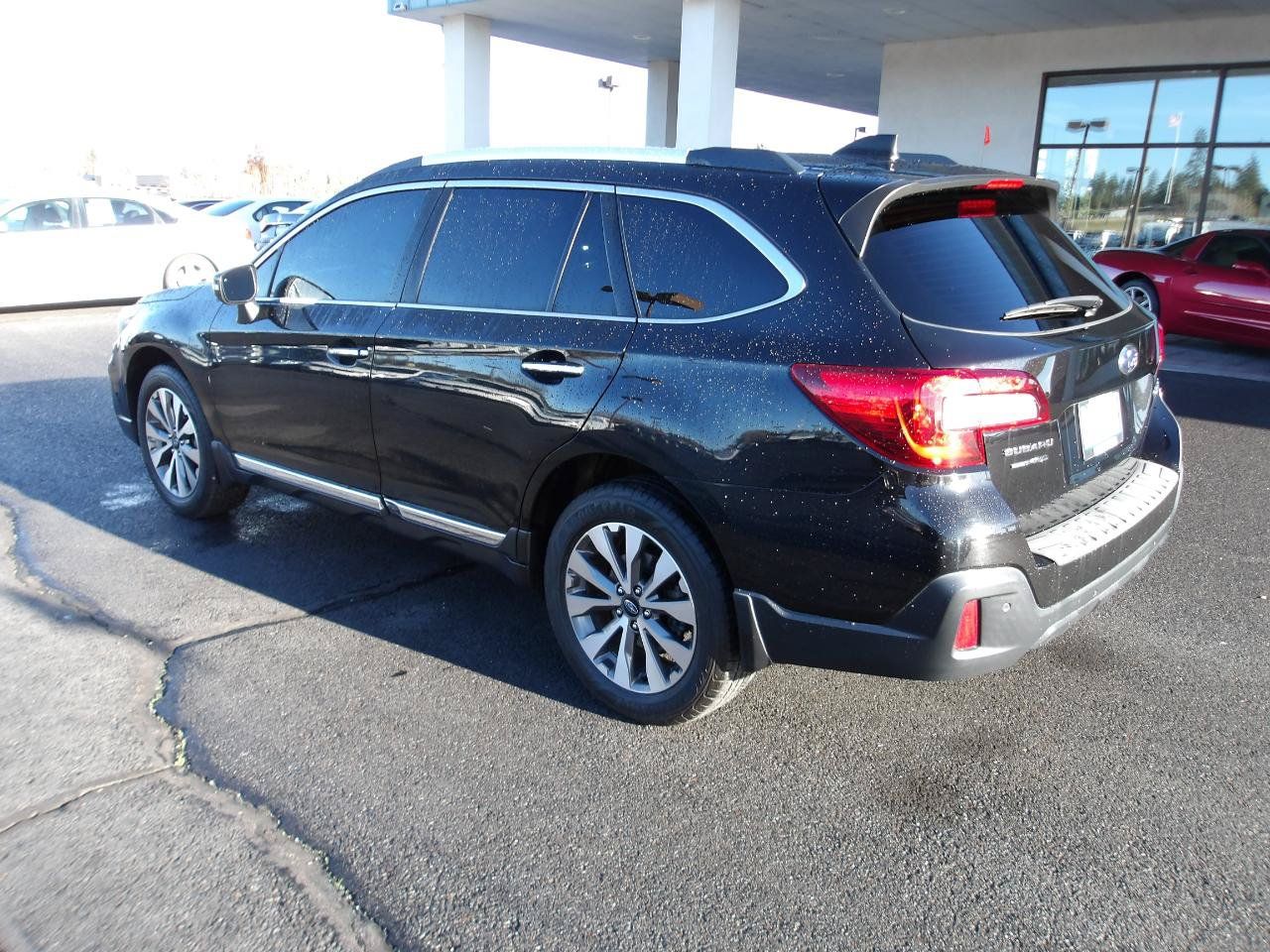 Used 2019 Subaru Outback 2.5i Touring w/ Popular Package #3A AWD/4WD image 3