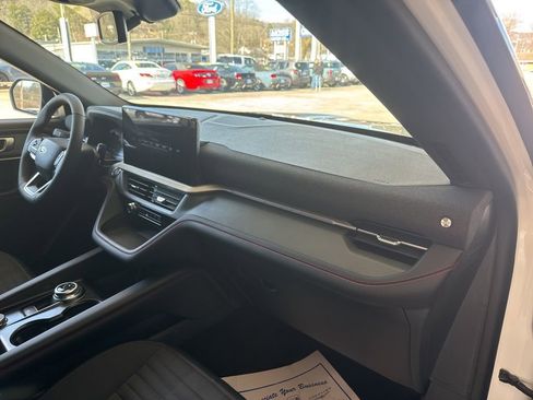 New 2026 Ford Explorer ST-Line w/ ST-Line Street Pack image 19
