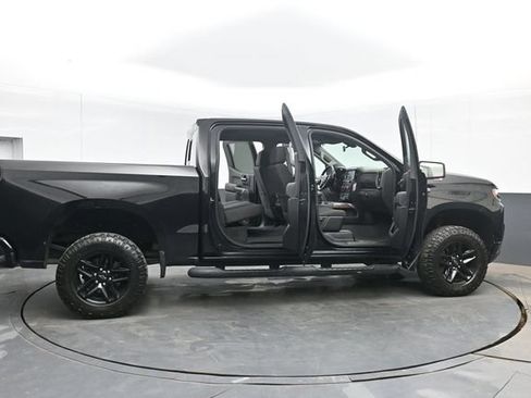Used 2020 Chevrolet Silverado 1500 LT Trail Boss AWD/4WD image 51