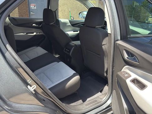 Used 2020 Chevrolet Equinox LS w/ LS Convenience Package image 26