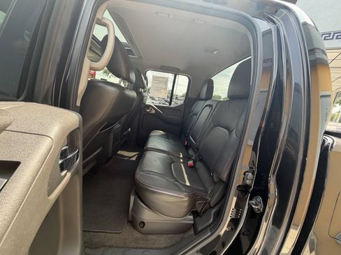 Used 2012 Nissan Frontier PRO-4X w/ Pro-4x Luxury Pkg AWD/4WD image 20