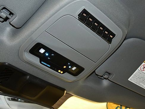 New 2026 Ford F250 XL image 28