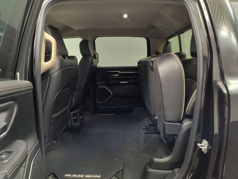 Used 2019 RAM 1500 Laramie AWD/4WD image 26