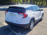 Used 2022 GMC Terrain SLE image 2