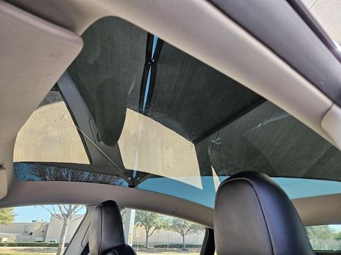 Used 2023 Tesla Model Y Long Range image 16