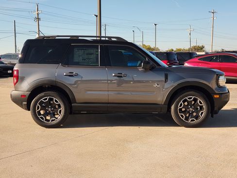 New 2025 Ford Bronco Sport Outer Banks w/ Outer Banks Tech Package+ image 7