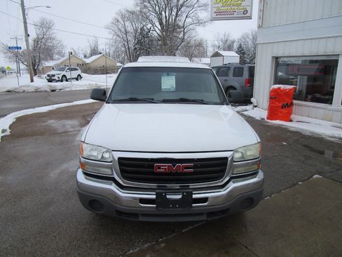 Used 2003 GMC Sierra 1500 2WD Extended Cab w/ Exterior Appearance Package image 8