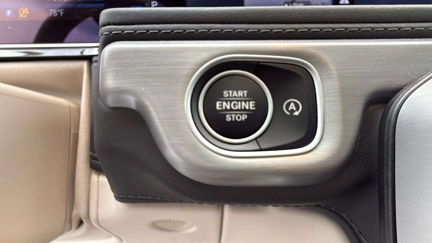 Used 2025 Mercedes-Benz G 63 AMG 4MATIC image 33