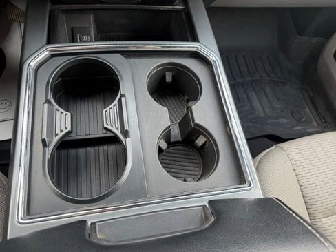 Used 2021 Ford F350 XLT w/ XLT Premium Package image 19