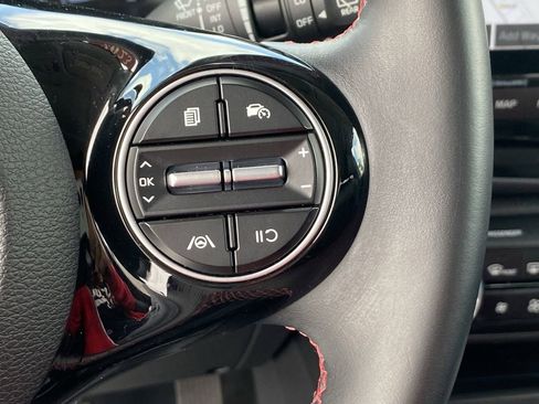 Used 2023 Kia Soul GT-Line FWD image 27