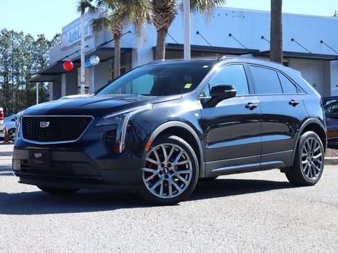 Used 2021 Cadillac XT4 Sport image 1