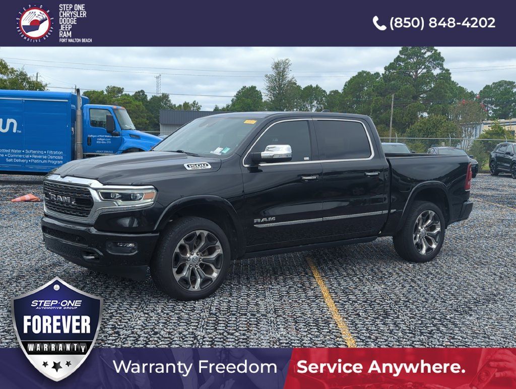 Used 2022 RAM 1500 Limited AWD/4WD image 2