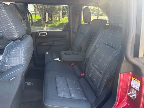 Used 2025 Ford Bronco Heritage Edition AWD/4WD image 42