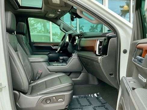 Used 2023 GMC Sierra 1500 Denali w/ Denali Reserve Package RWD image 19