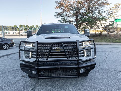 Used 2023 Chevrolet Silverado 3500 High Country w/ Safety Package II image 8