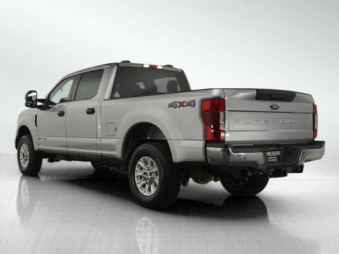 Used 2022 Ford F250 XLT AWD/4WD image 3